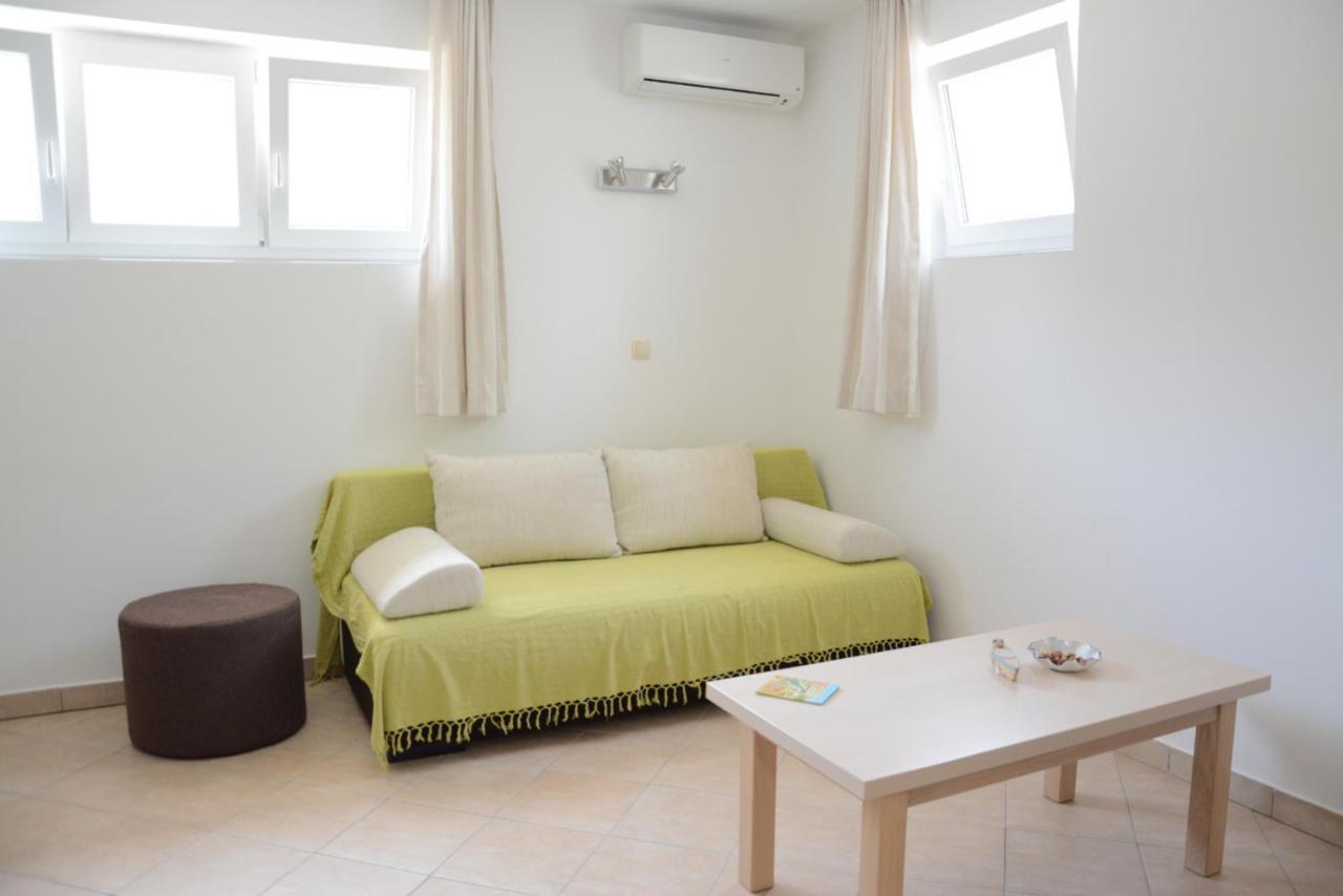 Apartments Marina Razanac Luaran gambar