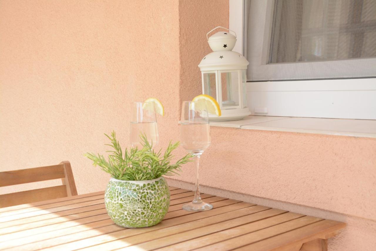 Apartments Marina Razanac Luaran gambar
